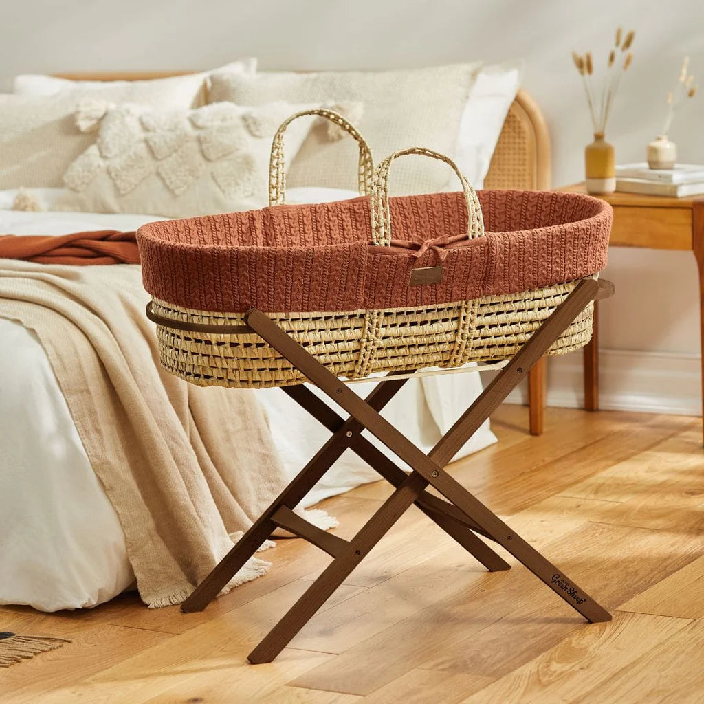 The Little Green Sheep Organic Knitted Moses Basket, Mattress & Walnut Fixed Stand Linen